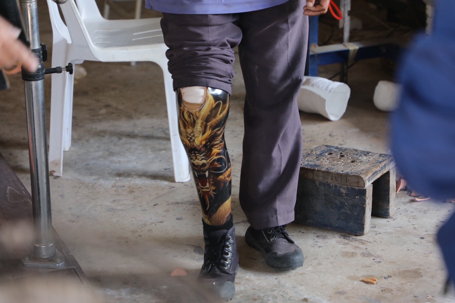 title - เลขาฯ ส.ป.ก. รุดให้กำลังใจพี่น้องเกษตรกรในเขตปฏิรูปที่ดินพื้นที่ชายแดนอุบลฯ ใกล้จุดสู้รบเพียง 7 กม.